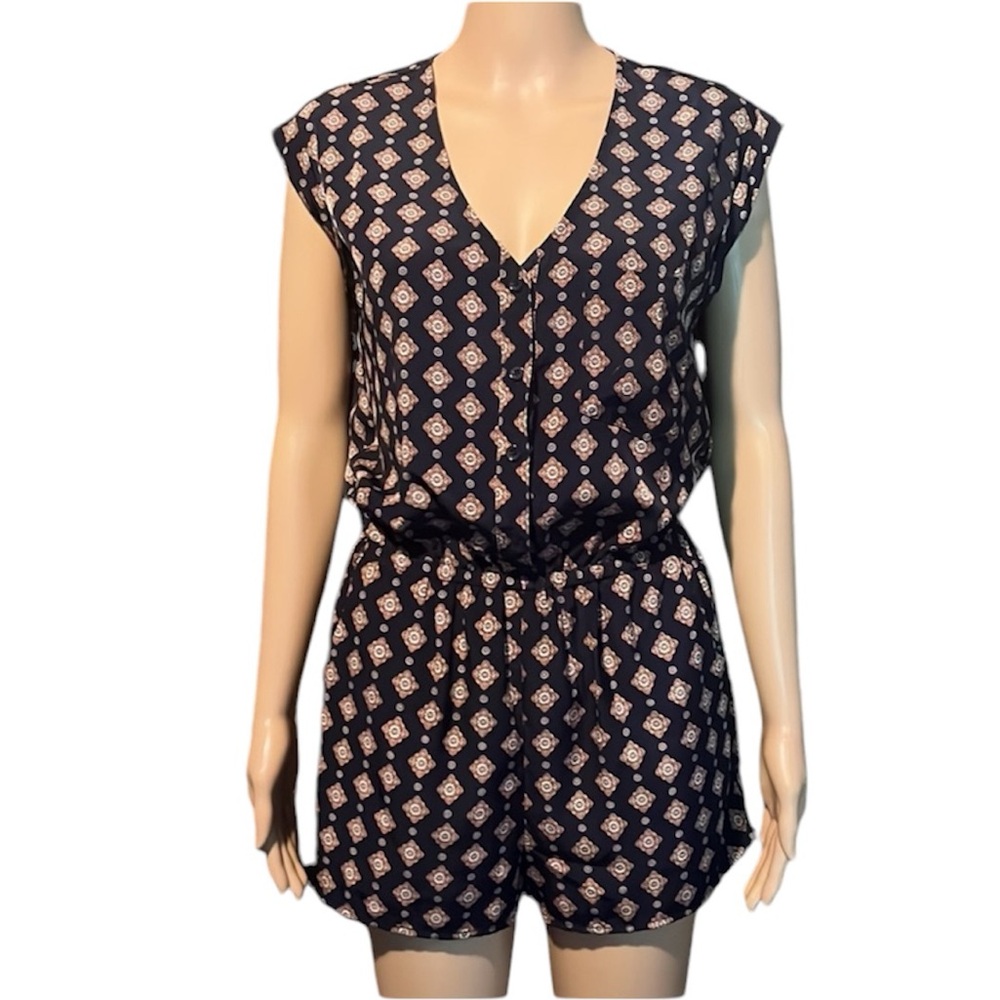 💛10 for $10 or💰BOGO FREE Forever 21 Shorti Romper